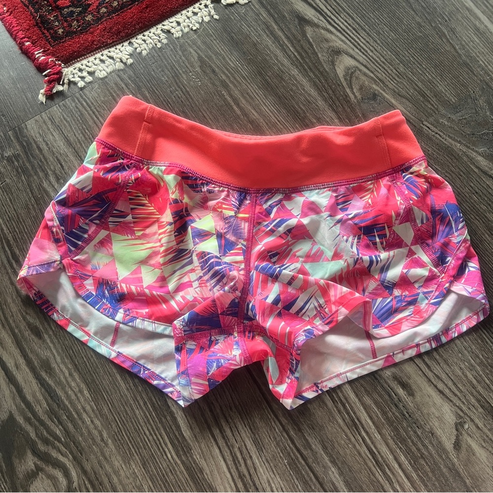 Lululemon Athletica Ivivva Girls Pink Purple Geometric Shorts Size 12